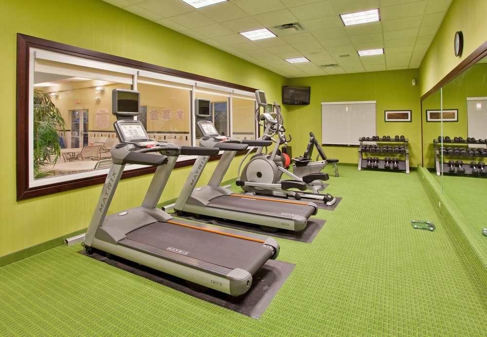 Fairfield Inn & Suites By Marriott Kearney Bagian luar foto