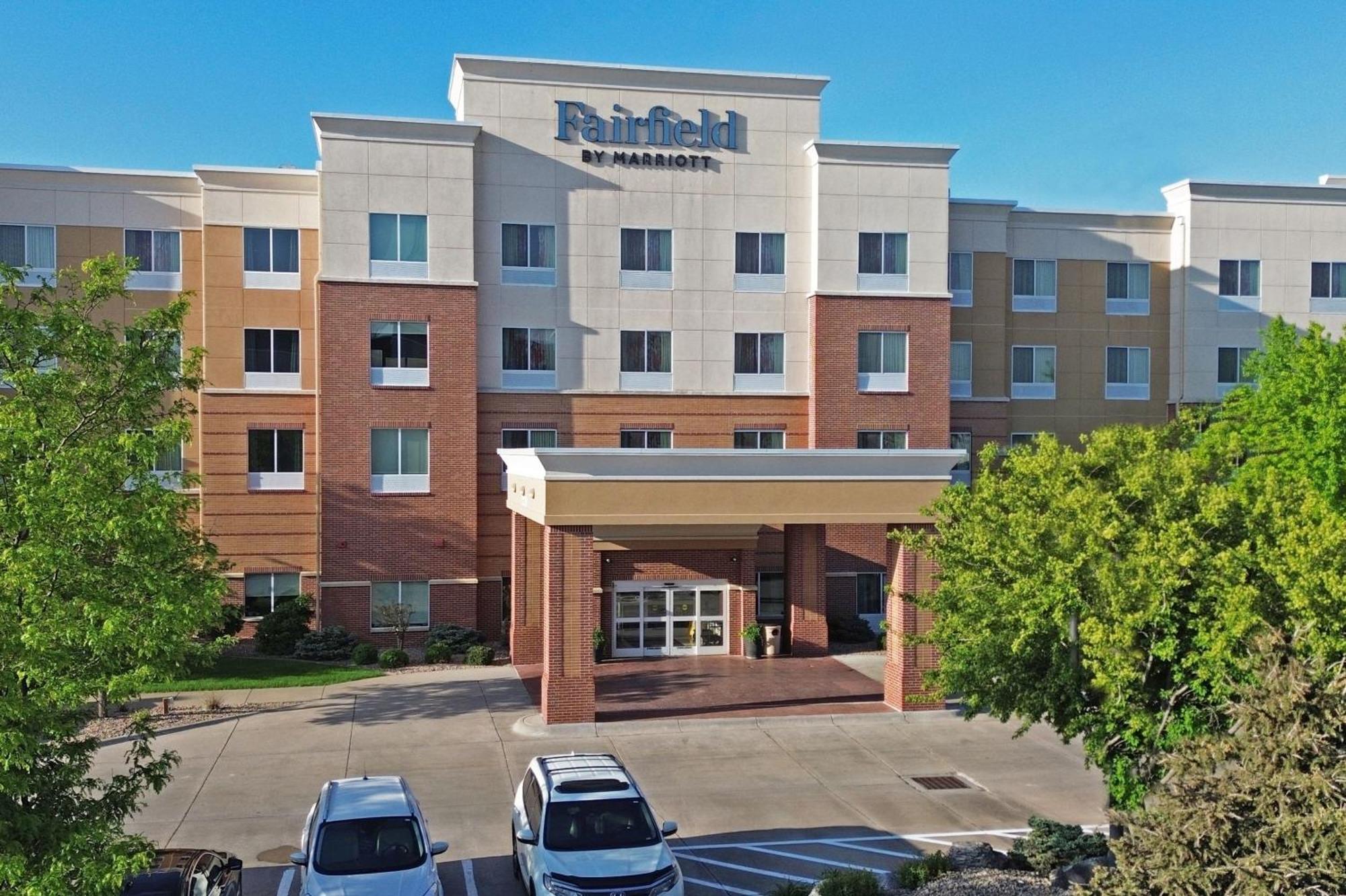 Fairfield Inn & Suites By Marriott Kearney Bagian luar foto