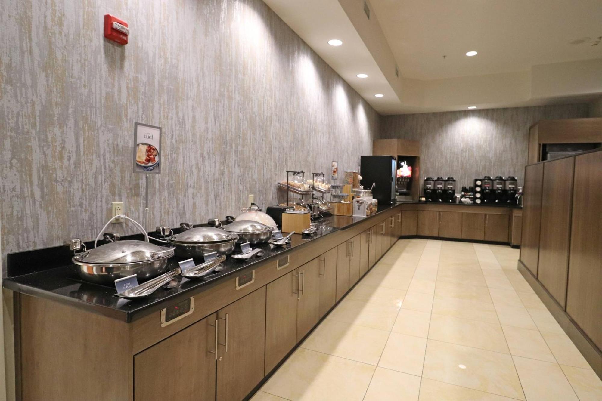 Fairfield Inn & Suites By Marriott Kearney Bagian luar foto