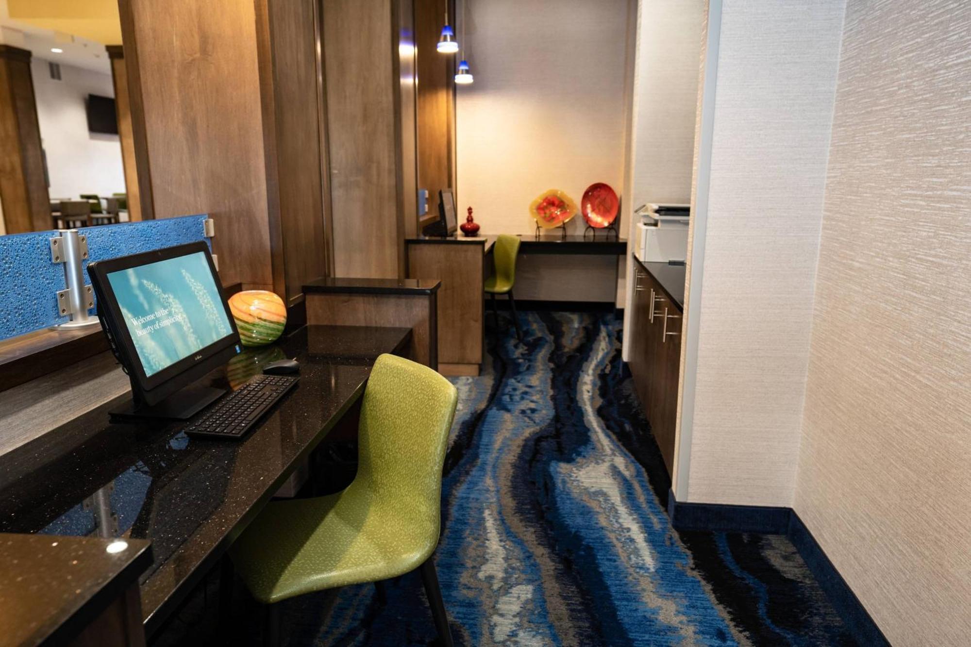 Fairfield Inn & Suites By Marriott Kearney Bagian luar foto