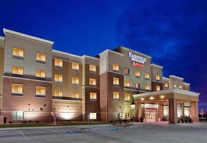 Fairfield Inn & Suites By Marriott Kearney Bagian luar foto